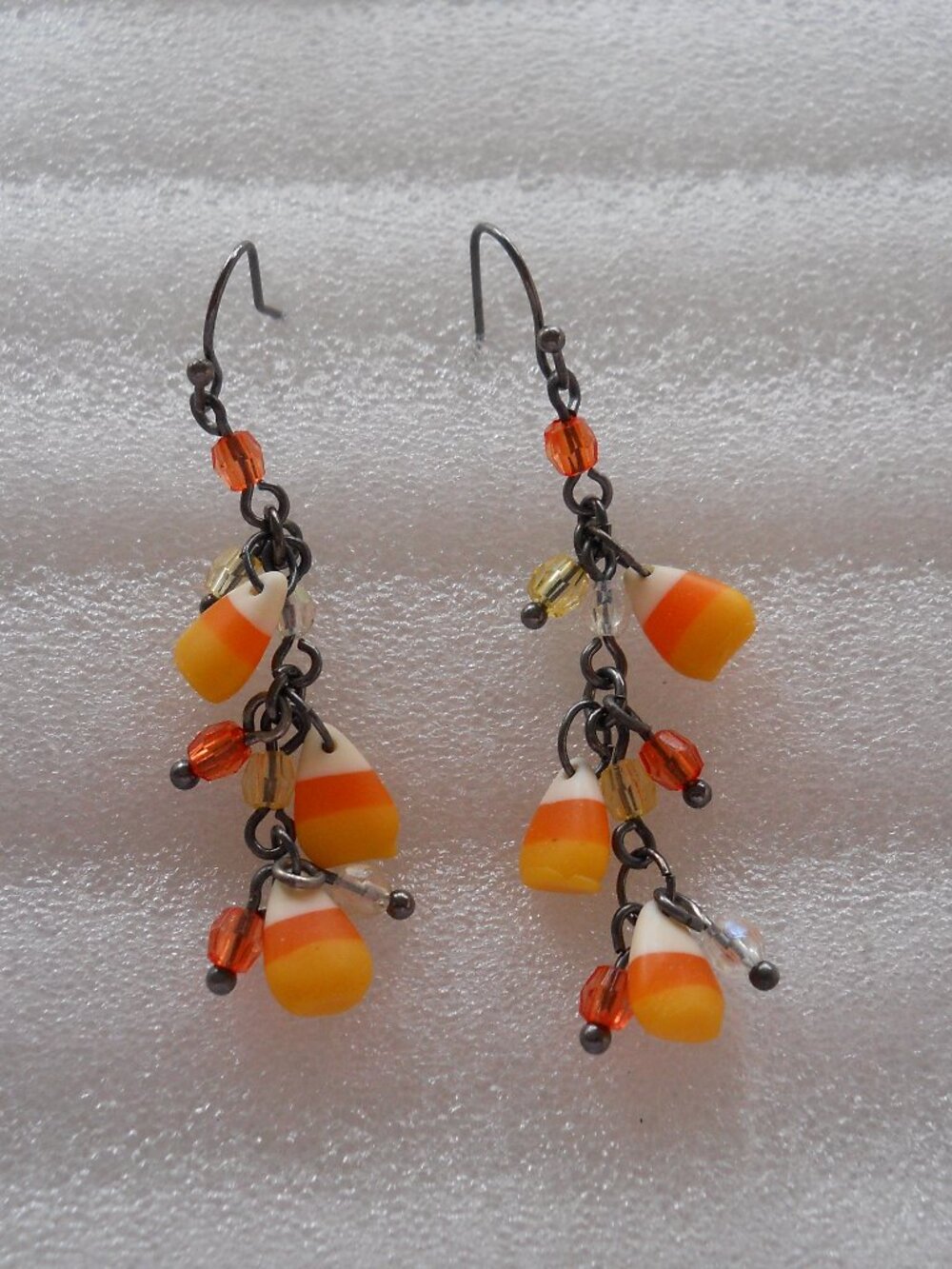 Avon Candy Corn Earrings    1125